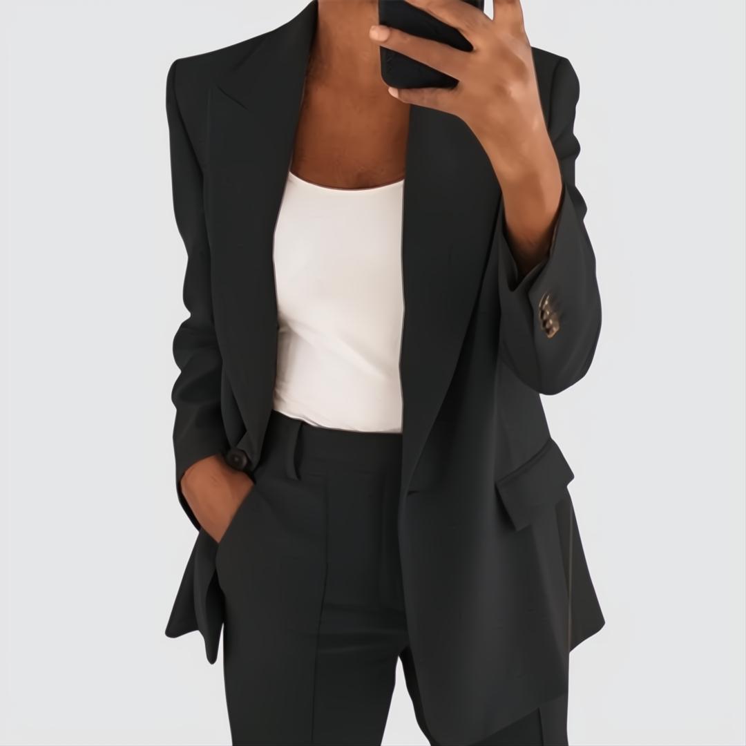 Women's blazer and trousers set