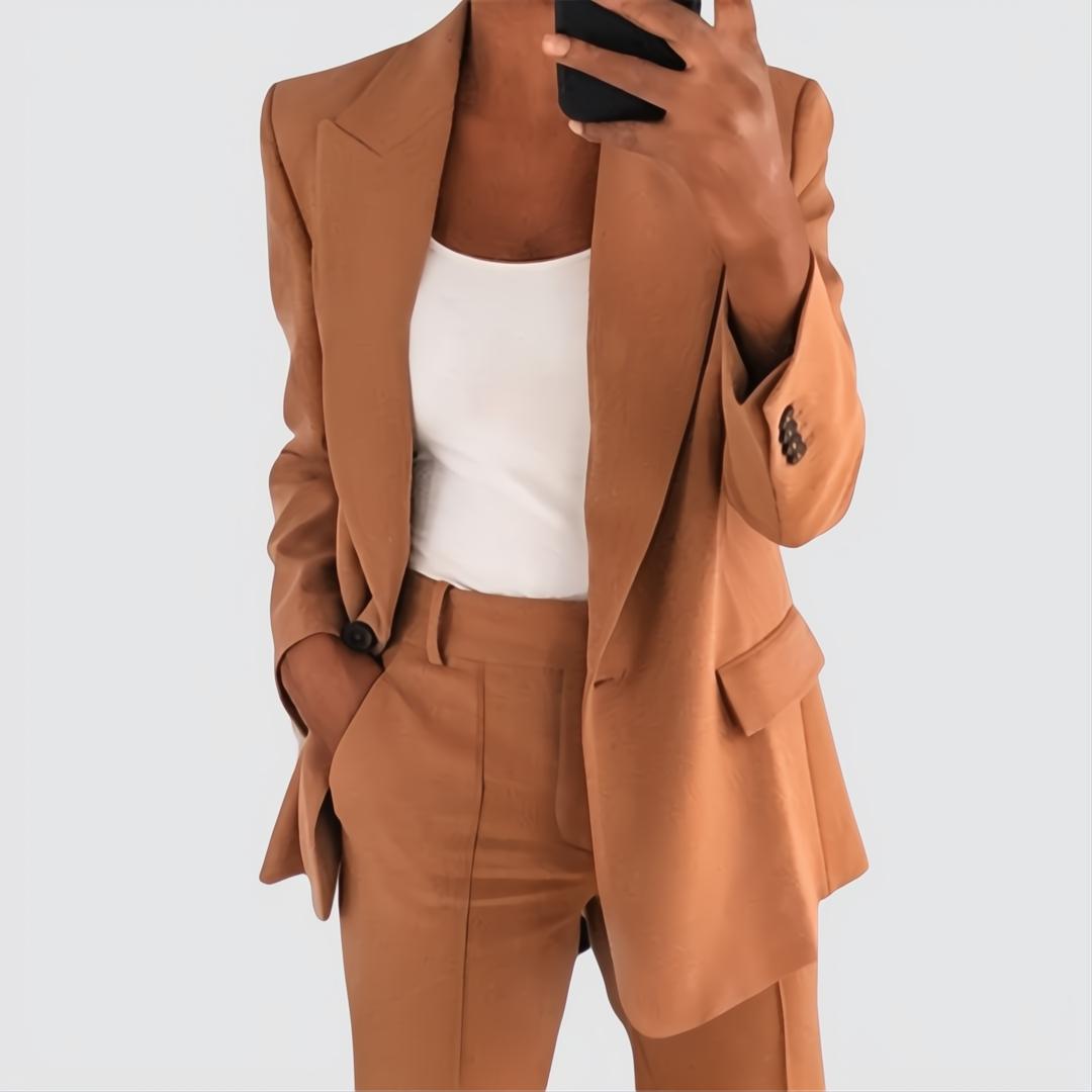 Women's blazer and trousers set
